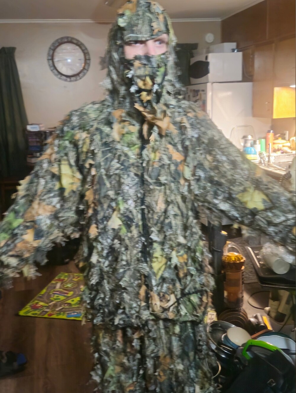 RedHead Camouflage Ghillie Suit in Green and Brown Size L/XL